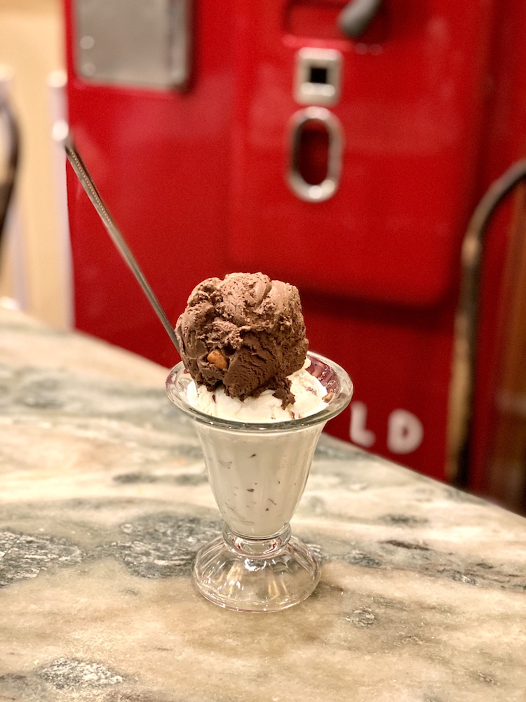 The 15 Best Restaurants in Savannah, (For Charming Southern