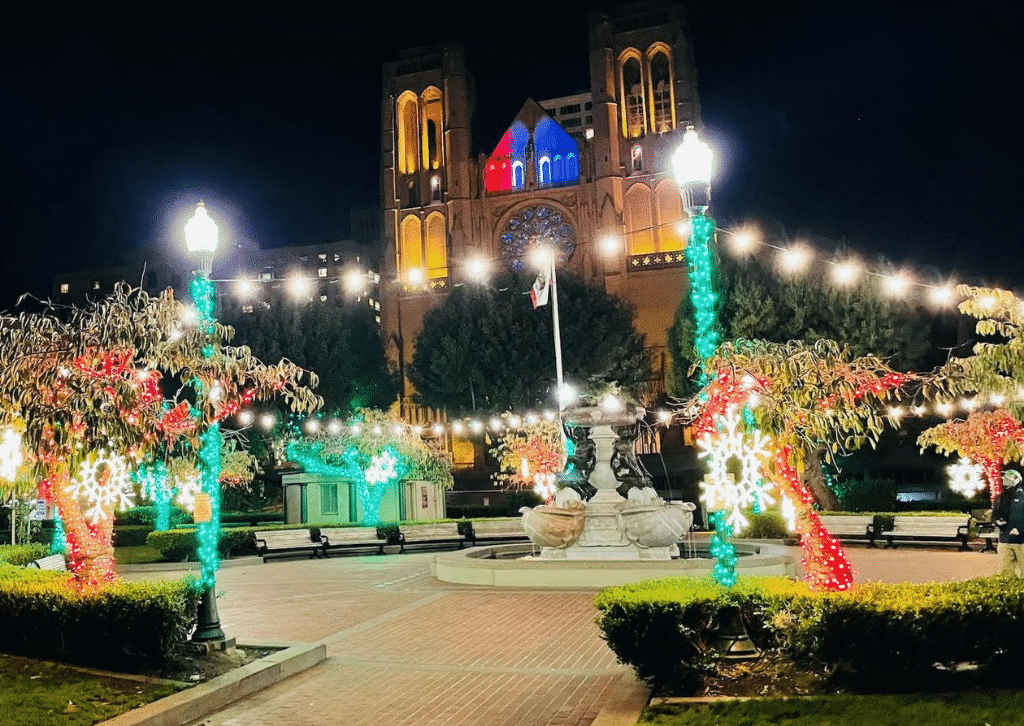 Nob Hill Tree Lighting Ceremony 2023 in Huntington Park Grace Cathedral