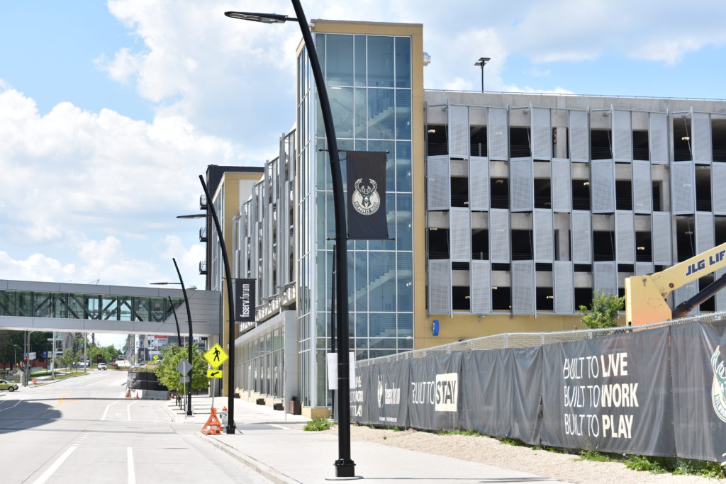 Milwaukee Bucks Parking Structure GRAEF