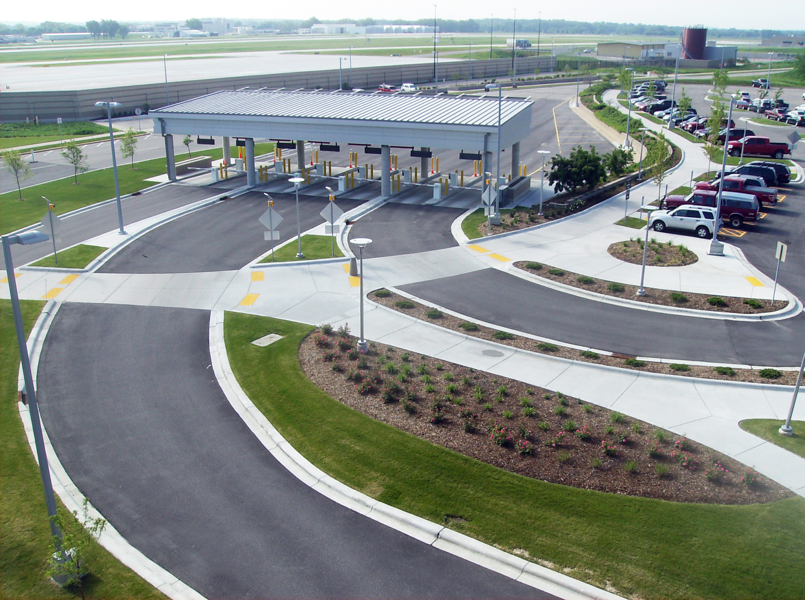 Dane County Regional Airport MultiPhase Parking Expansion GRAEF