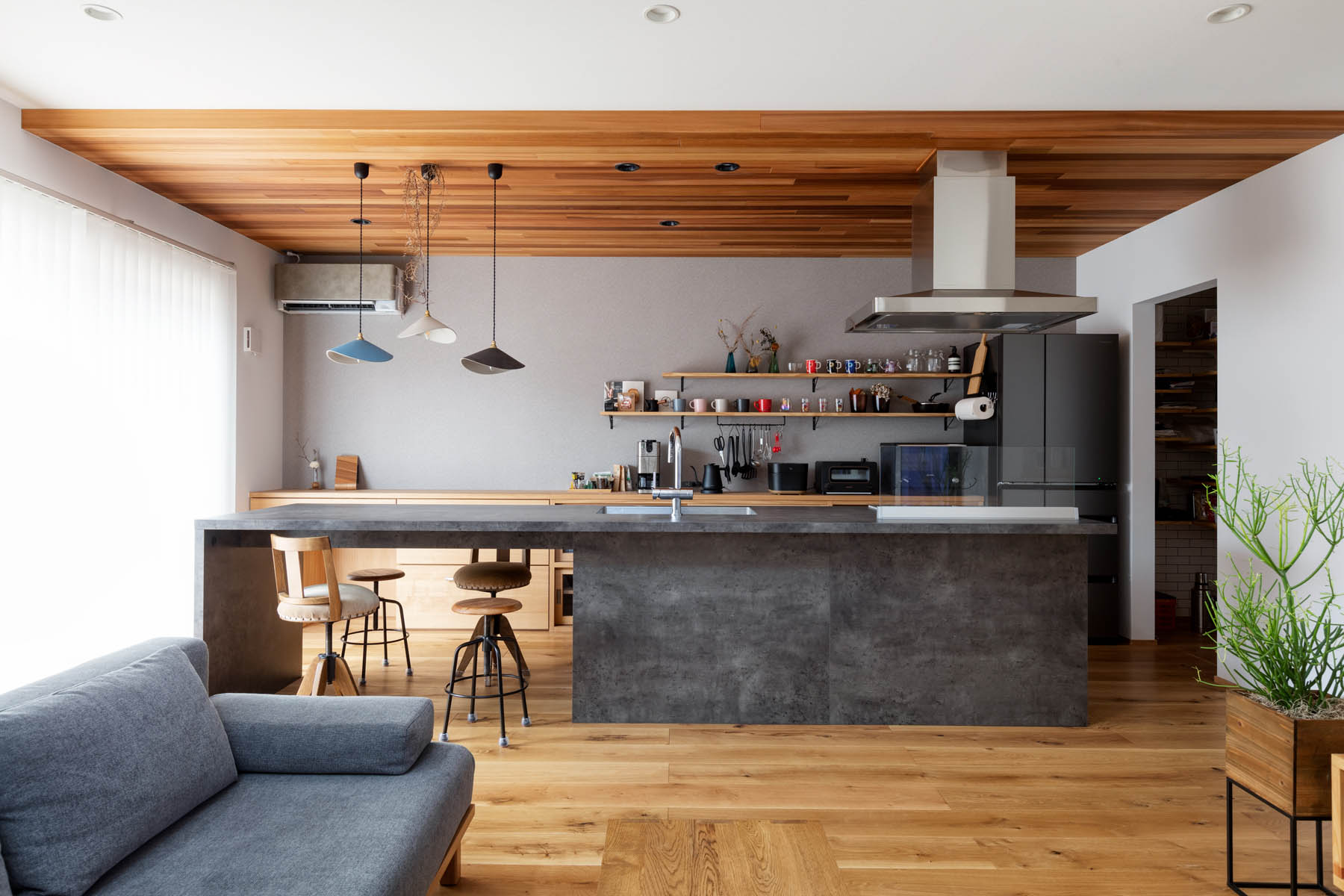 Case01 ひと味、ちがうように GRAFTEKT 間取りから考えるキッチン