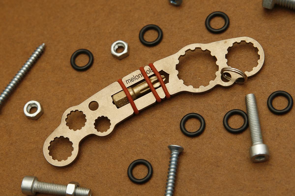 Custom keychain beeropener pocket tools