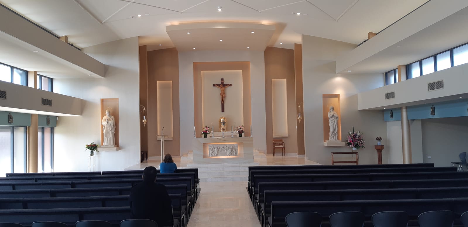 Amplitud y luminosidad para un clima de recogimiento. El nuevo oratorio