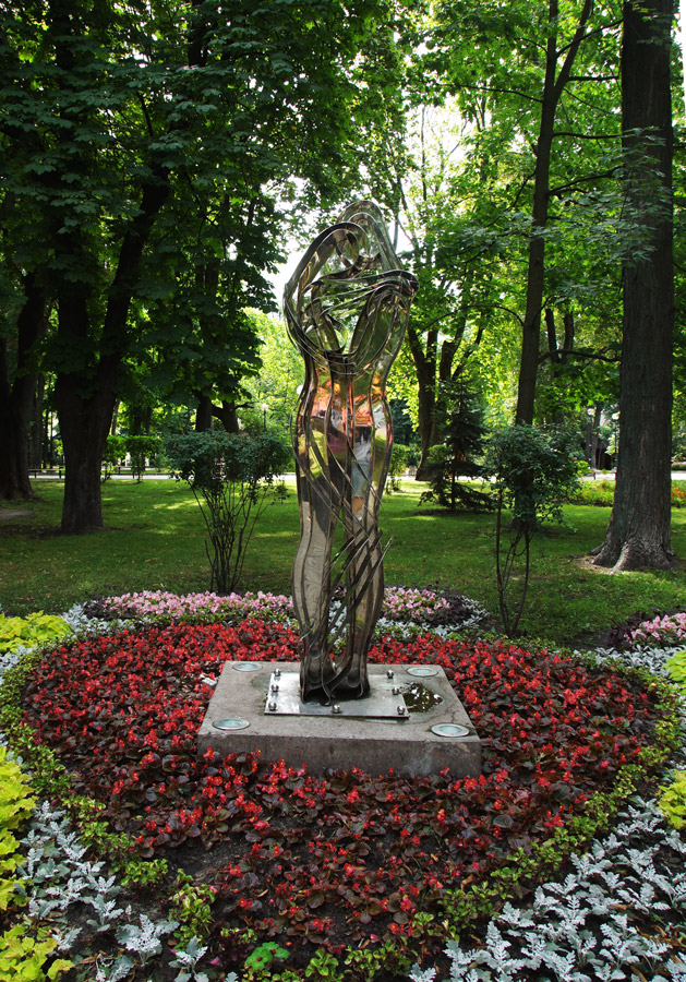 park statue