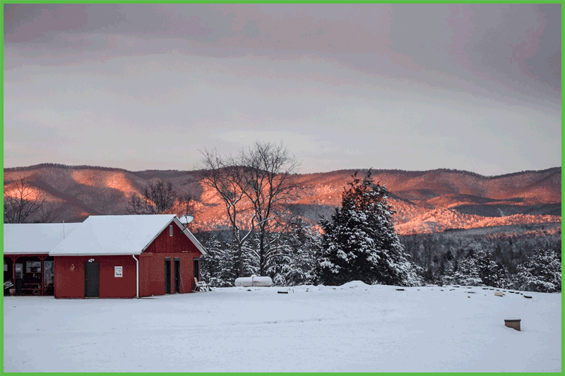 Snow Covered Grand View Campground and RV Park ⋆ Grand View Campground