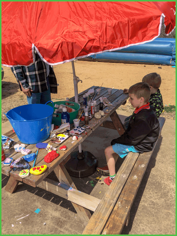 Enjoying Arts and Crafts at Grand View Campground ⋆ Grand View