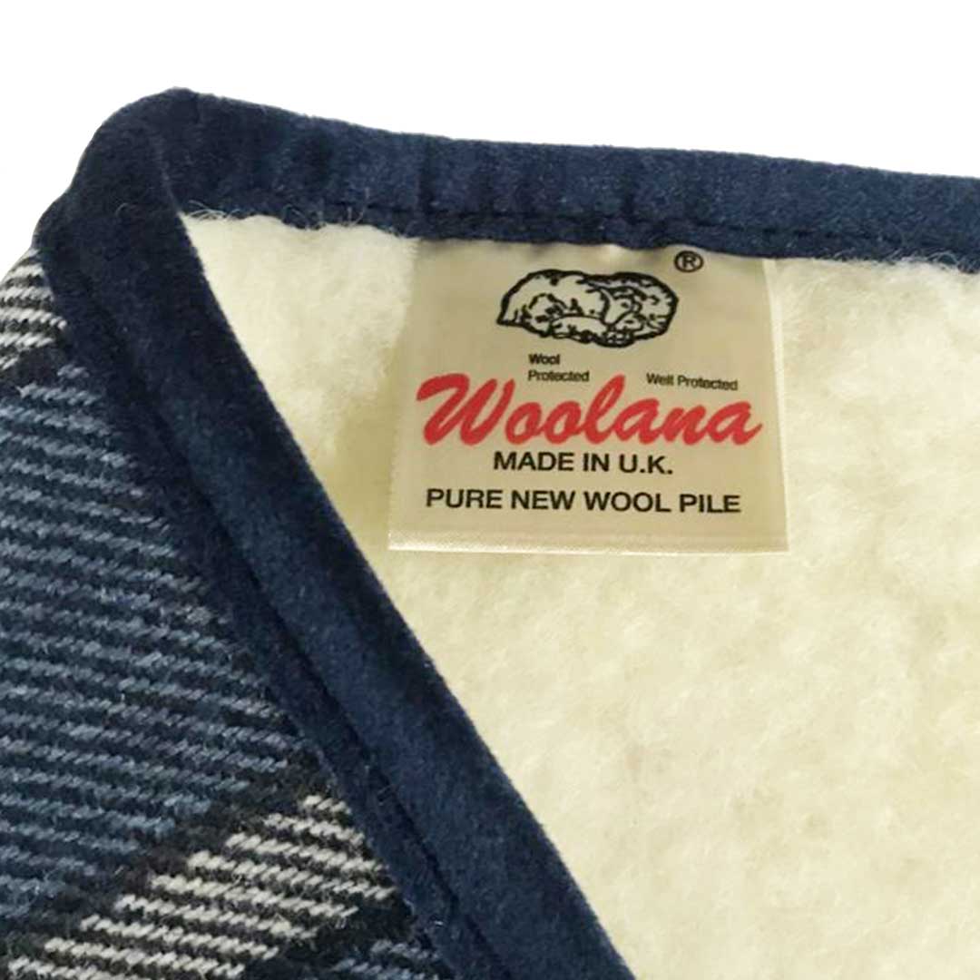 Pure wool knee rug Granny Gets a Grip