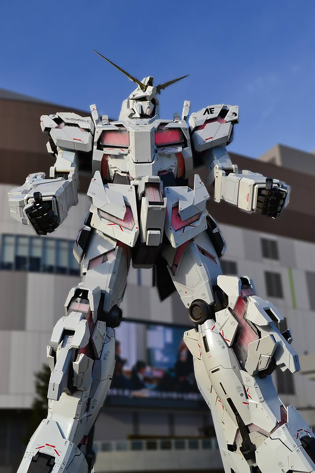 This FullSized Unicorn Gundam Statue Is A MustSee Tokyo Attraction