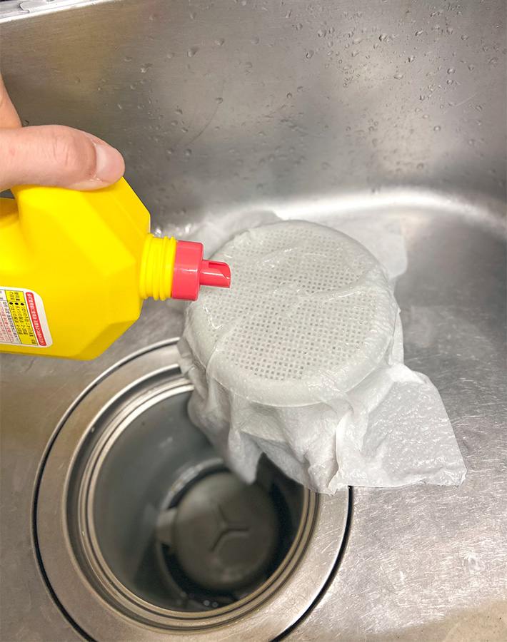 Wazc-Wz4Llpv1M キッチンペーパーできれいになるよ」 排水口そうじの裏ワザに９万人が『いいね』 – Grape [グレイプ]