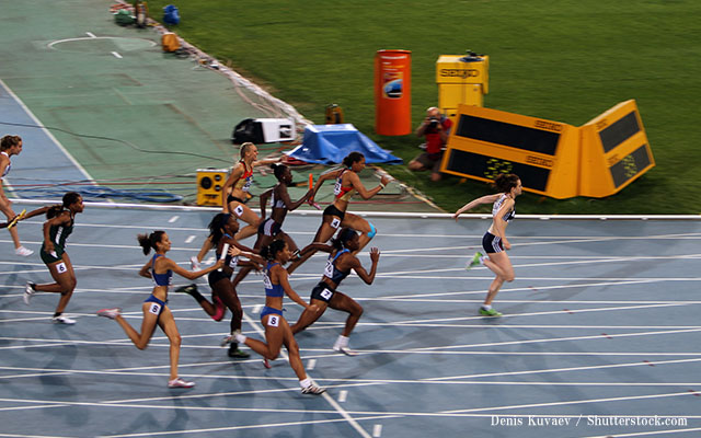 男子400Mリレー 日本はバトンパスでまさかのミス、棄権に | 毎日新聞 日本４００Mリレーの武器「アンダーハンドパス」 コンマ何秒を縮めて強豪国を倒す！ – Grape [グレイプ]