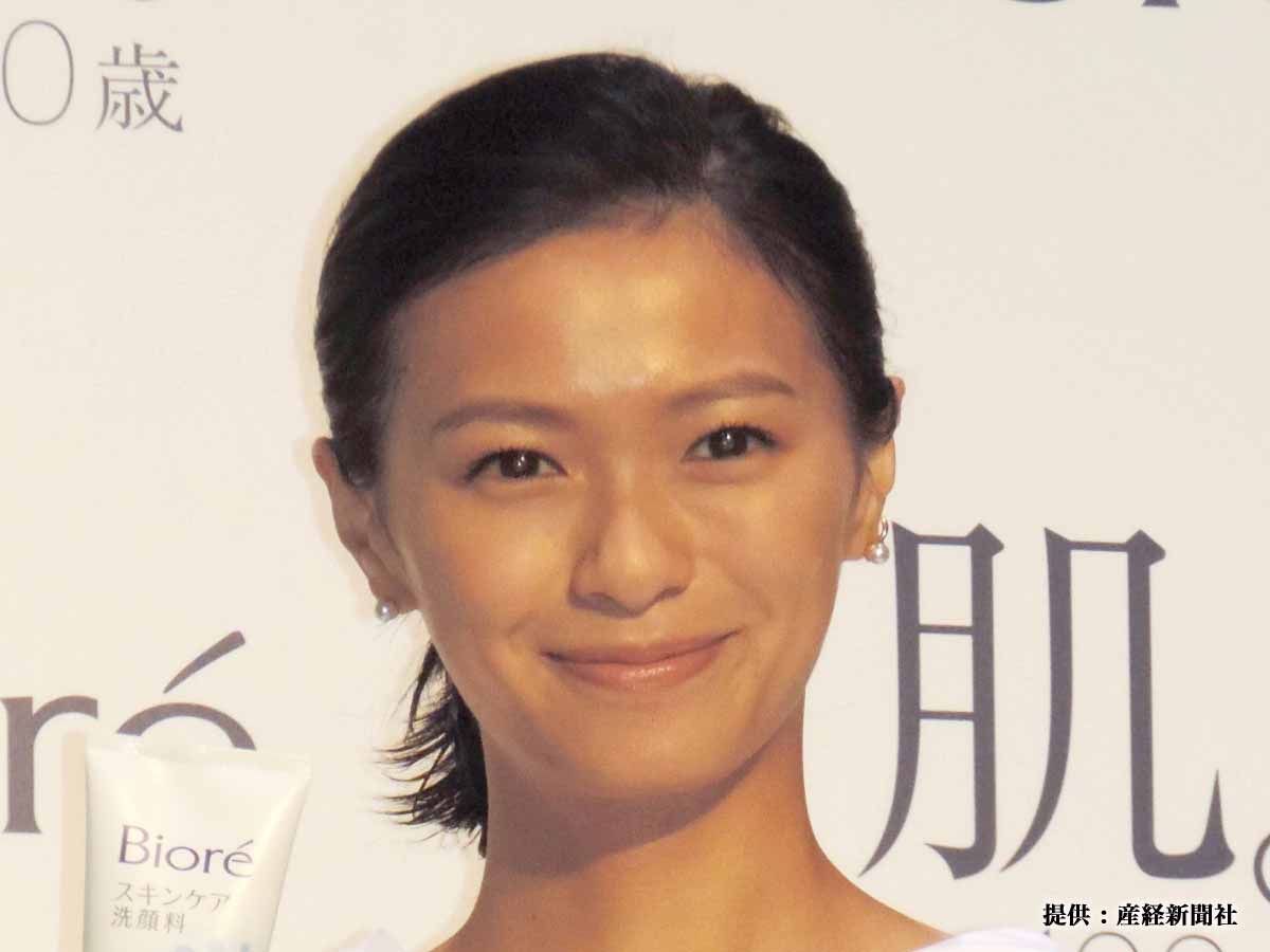 榮倉奈々が初リモート撮影に挑戦！ 「いつの間にロングヘアに…」「何、この美人」 grape [グレイプ]