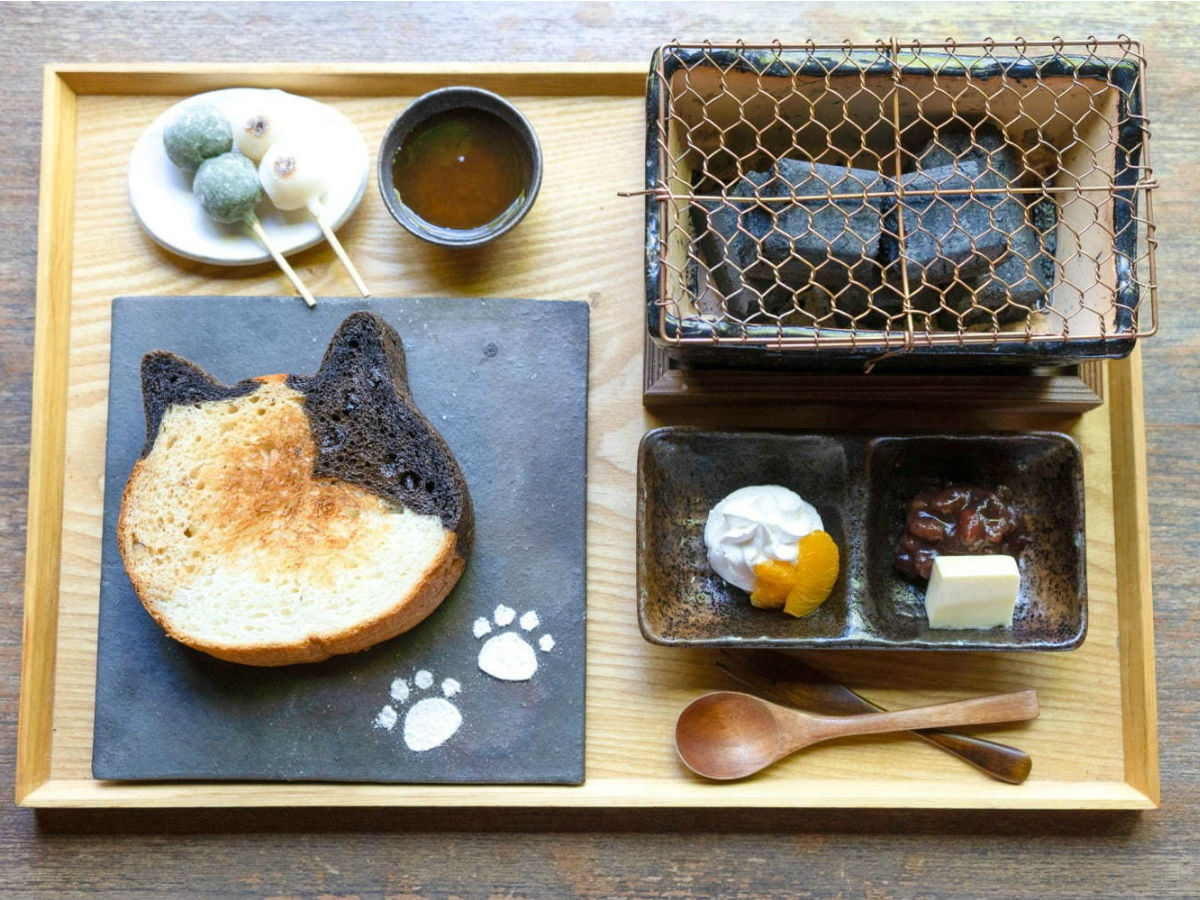 Kyoto cafe turns Japan’s popular cat bread into traditional feline breakfast grape Japan
