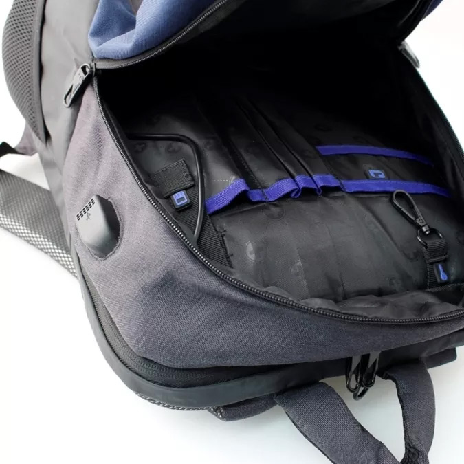 Mochila Wagner Armor Graphia promocionales, souvenirs, corte y