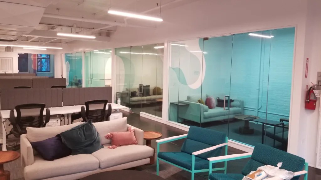 Window Graphics Considerations GRAPHICS PRO