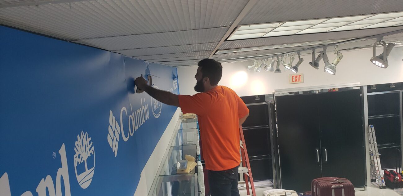 VINYLWRAPWALL Graphink Printing and Promotions