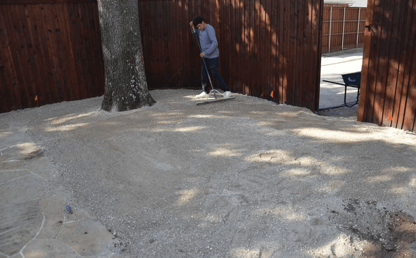 5 Tips to Neutralize Dog Pee Smell on Artificial Grass