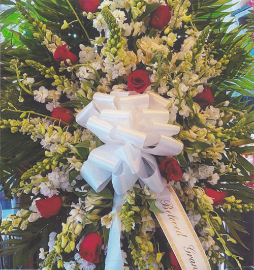 White Flowers & Red Roses & White Ribbon Bow Wreath Grave Blankets