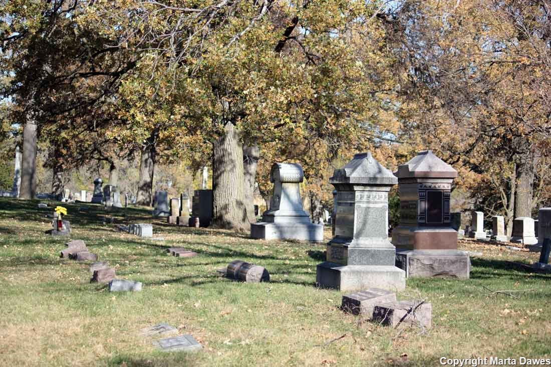 Walnut Hill Cemetery