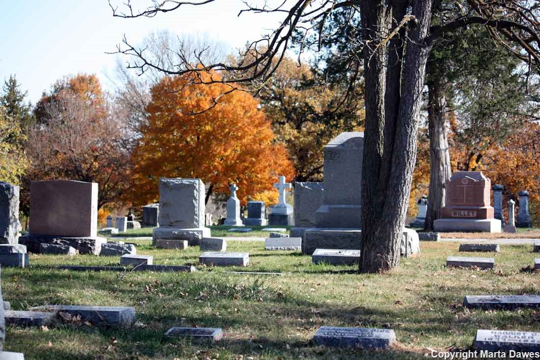 Walnut Hill Cemetery