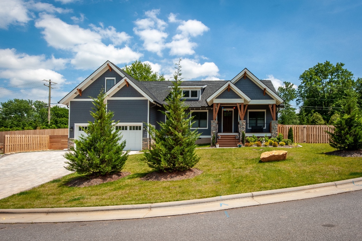 Gravity Construction l Asheville New Home Builder