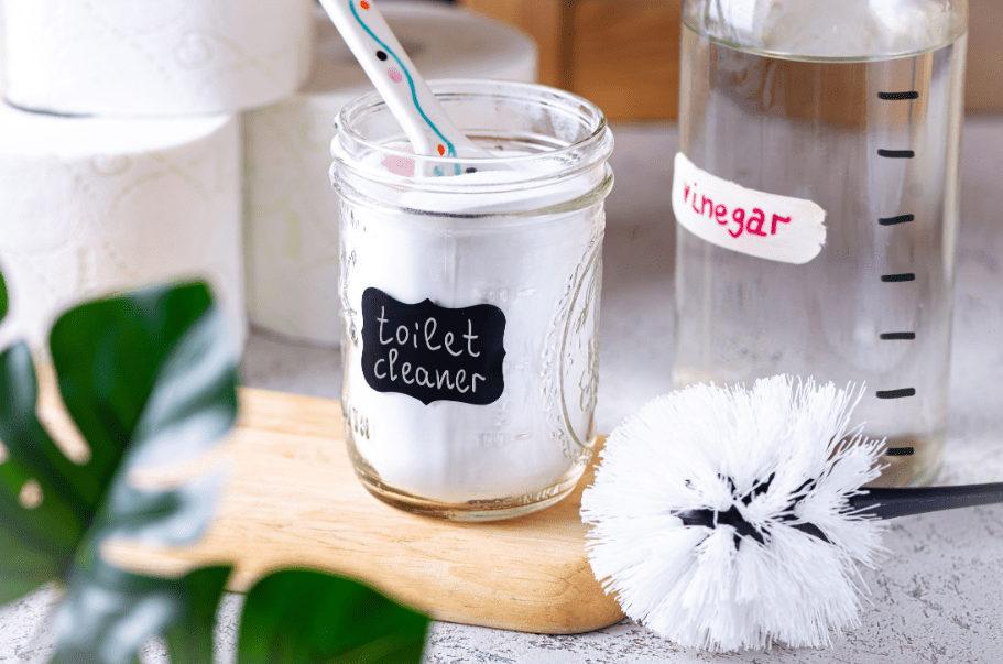 Five Crucial Characteristics of Commercial Toilet Cleaner Products