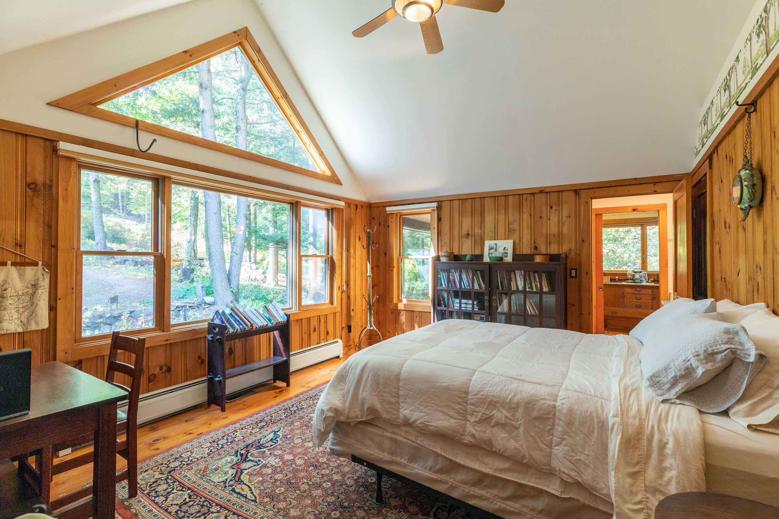 Lakefront House, Cabin Rental, Getaway House, Pittsfield NH