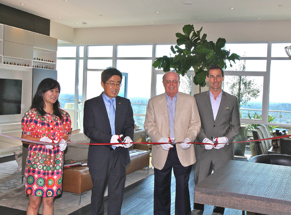 Experience Gray Realty Advisors