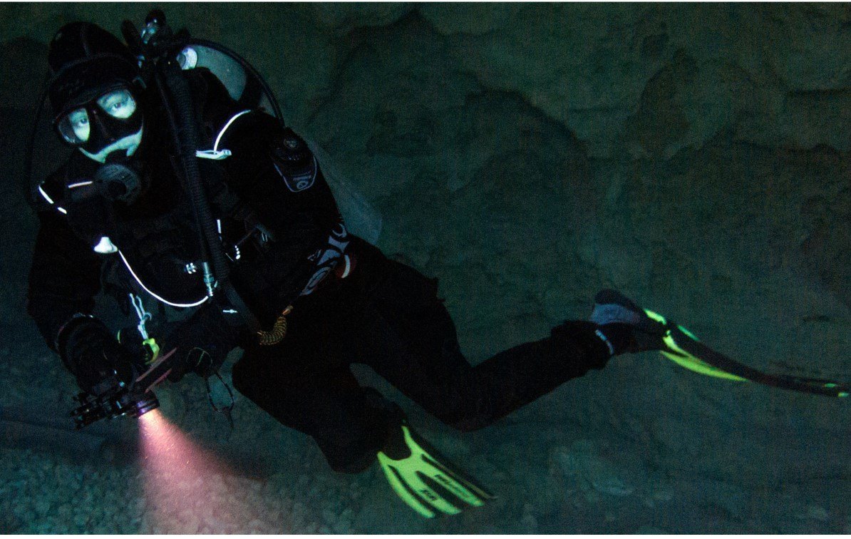 The Diver’s Guide To Choosing A Perfect Diving Drysuit