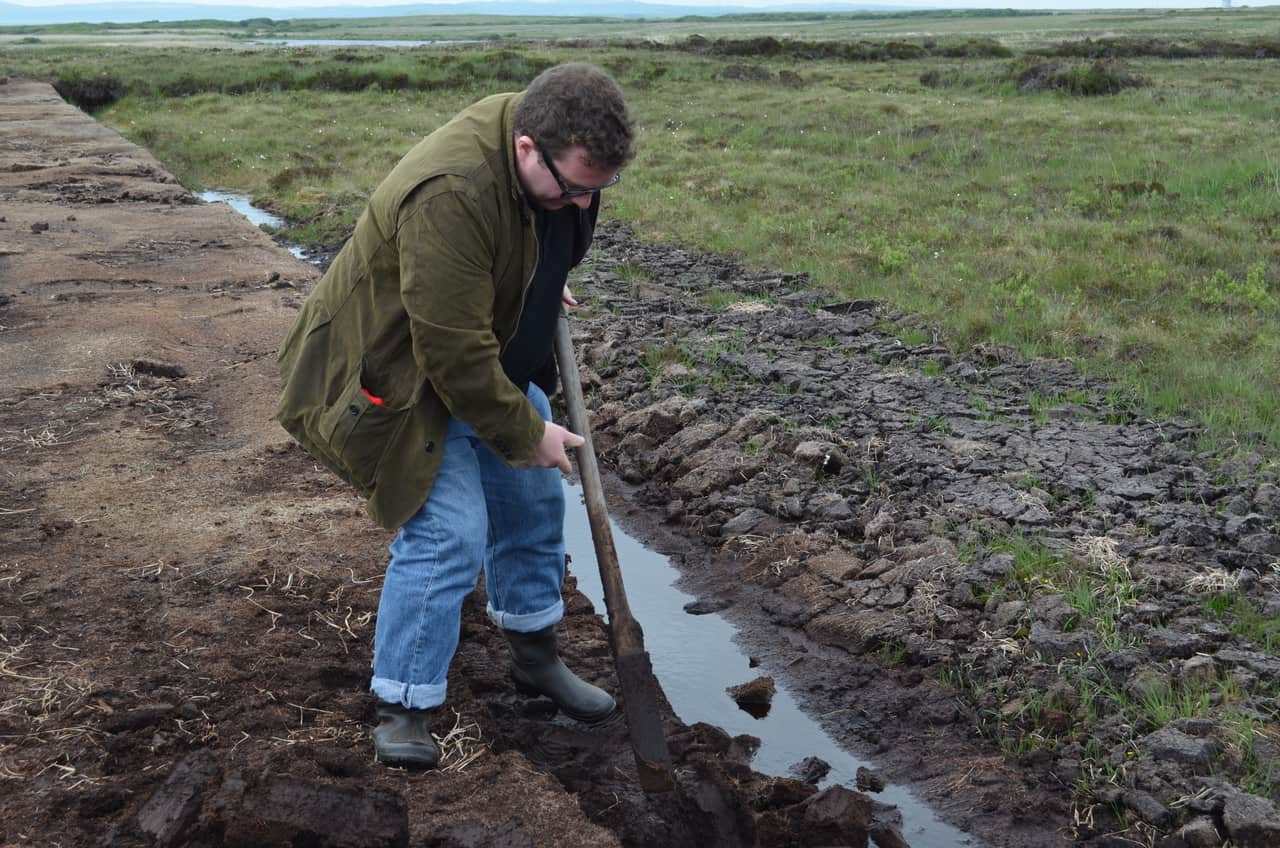 Difference between peated malt from Islay and peated malt from the