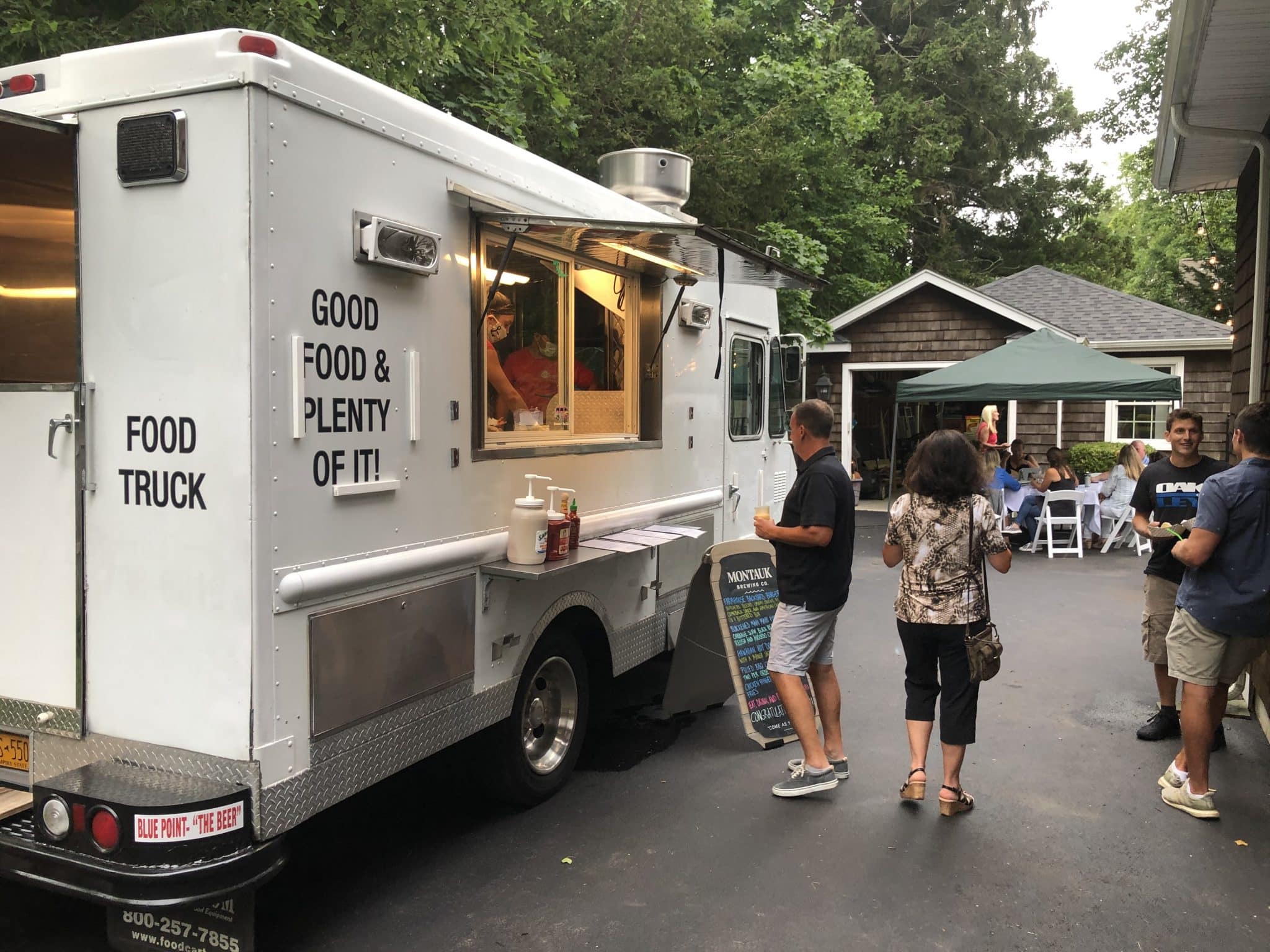 The Jt S Restaurants Have Just Added A Food Truck Jt S On The Go Greater Long Island