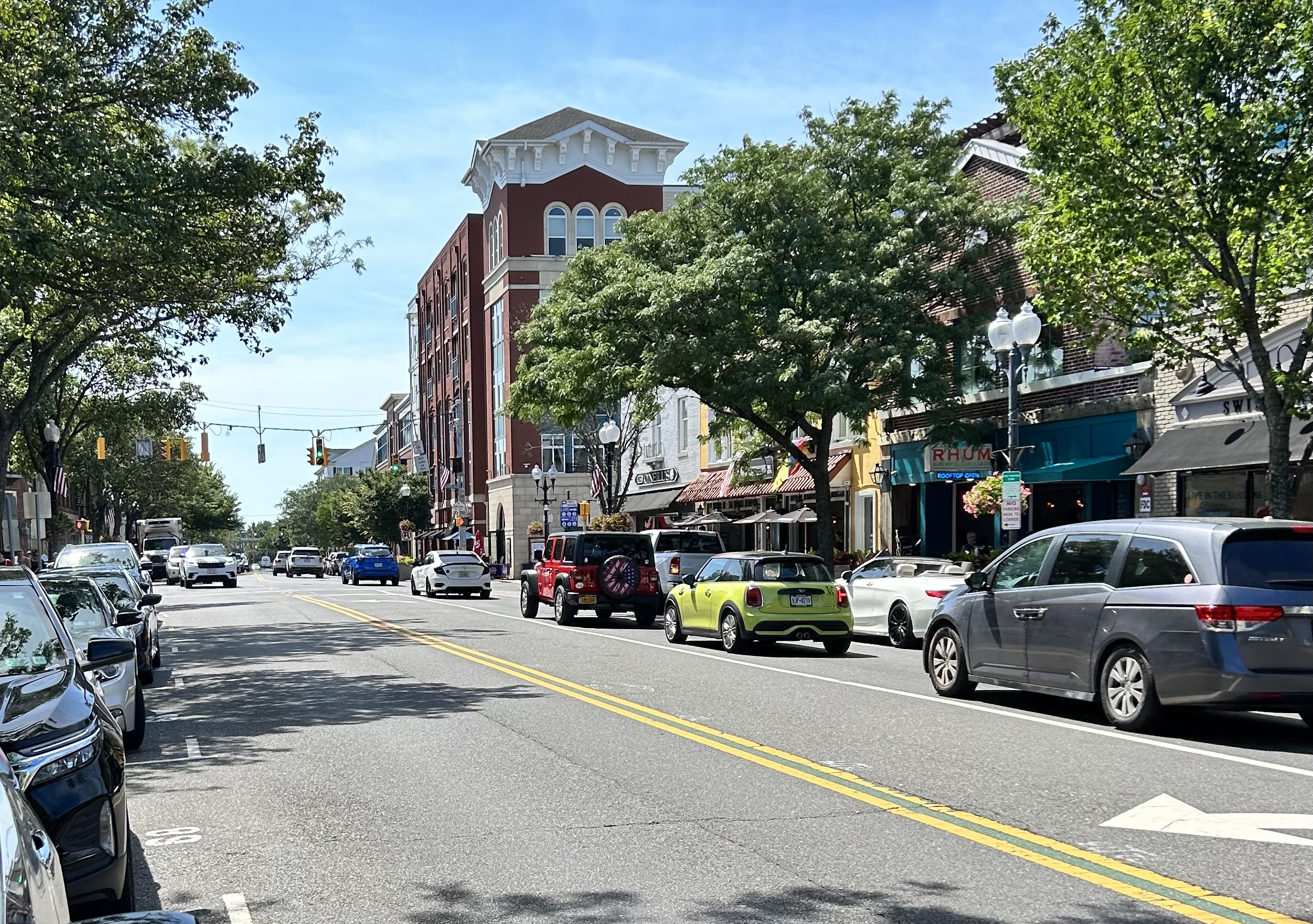 15 best places for young professionals in Suffolk County, report