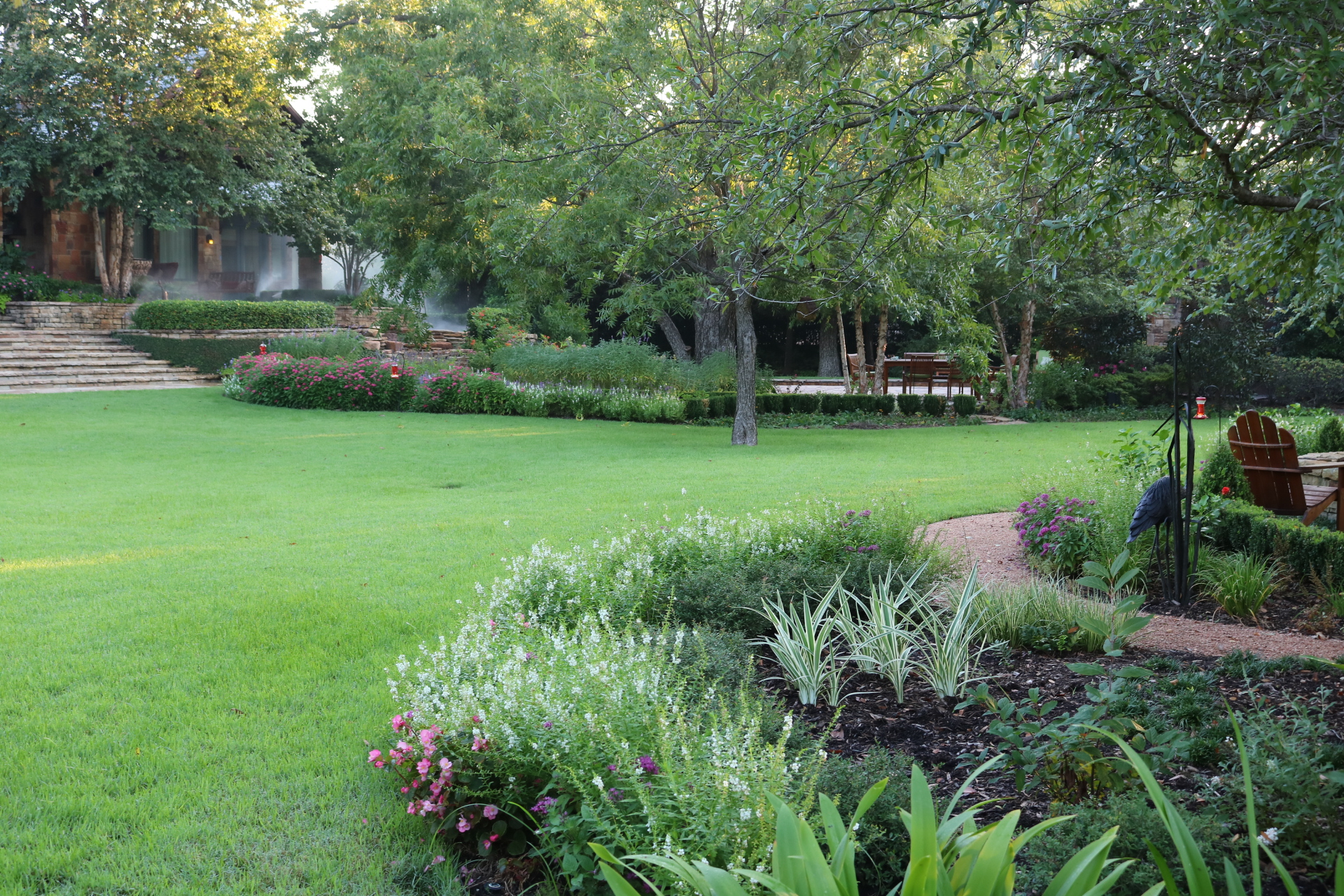 Vaquero Neighborhood Property Great Gardens, Inc.