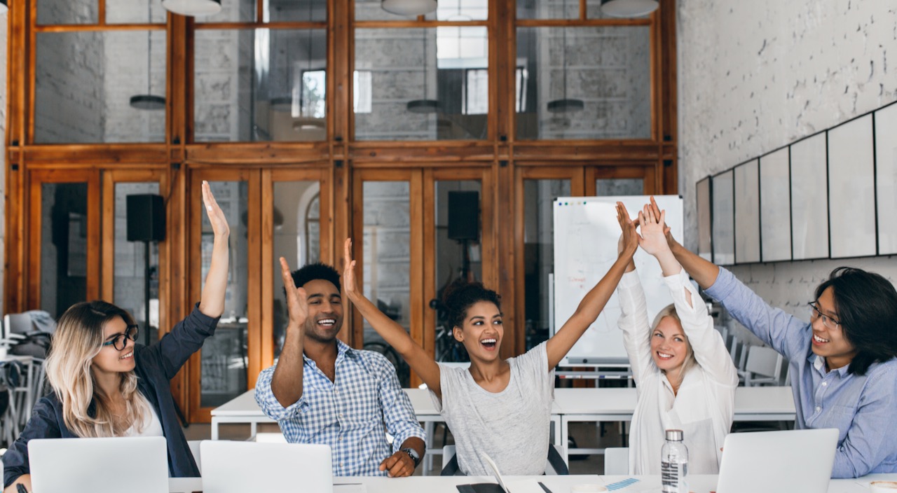 Cooperative management style for more employee initiative