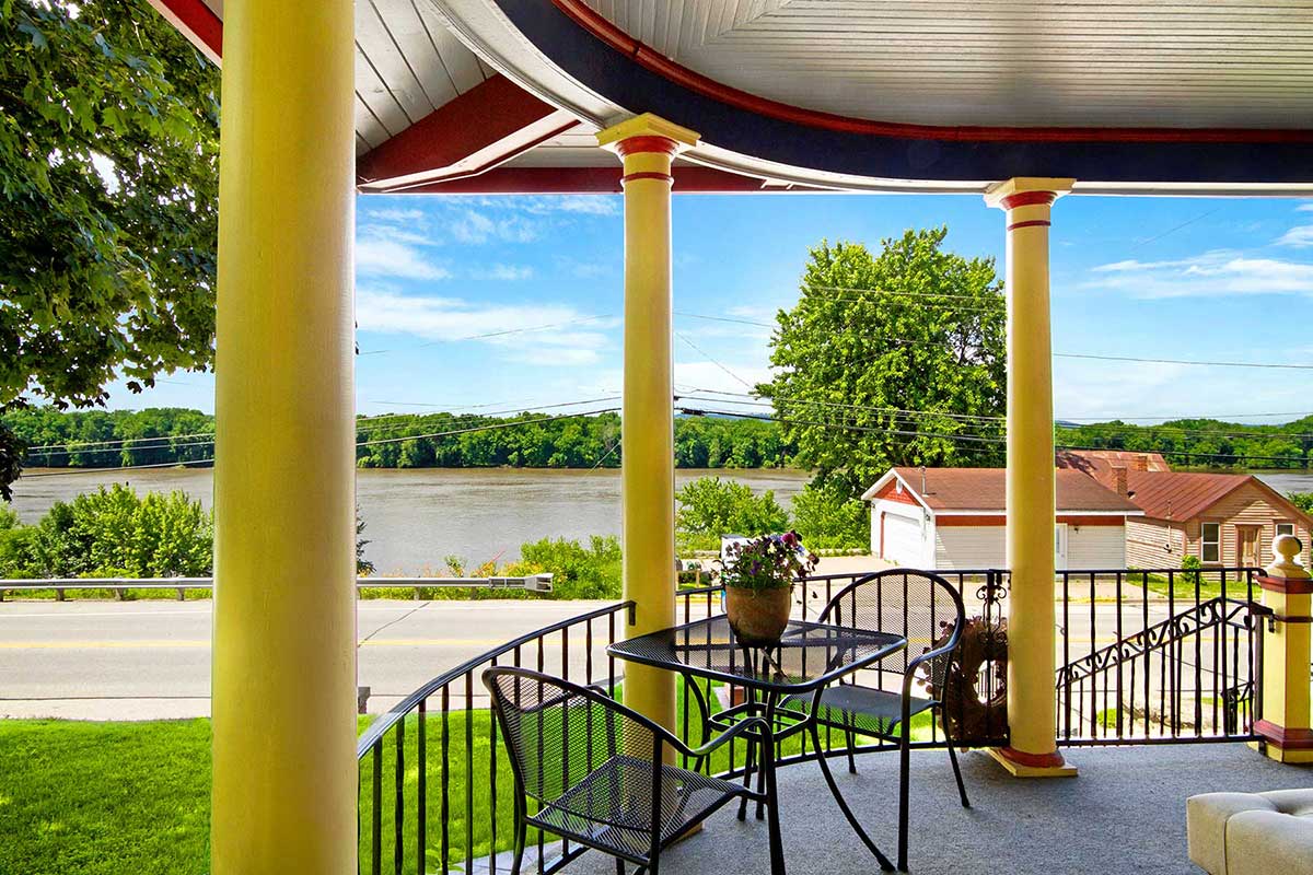 Whole House Rental, Room Rentals, Vacation Home Rentals