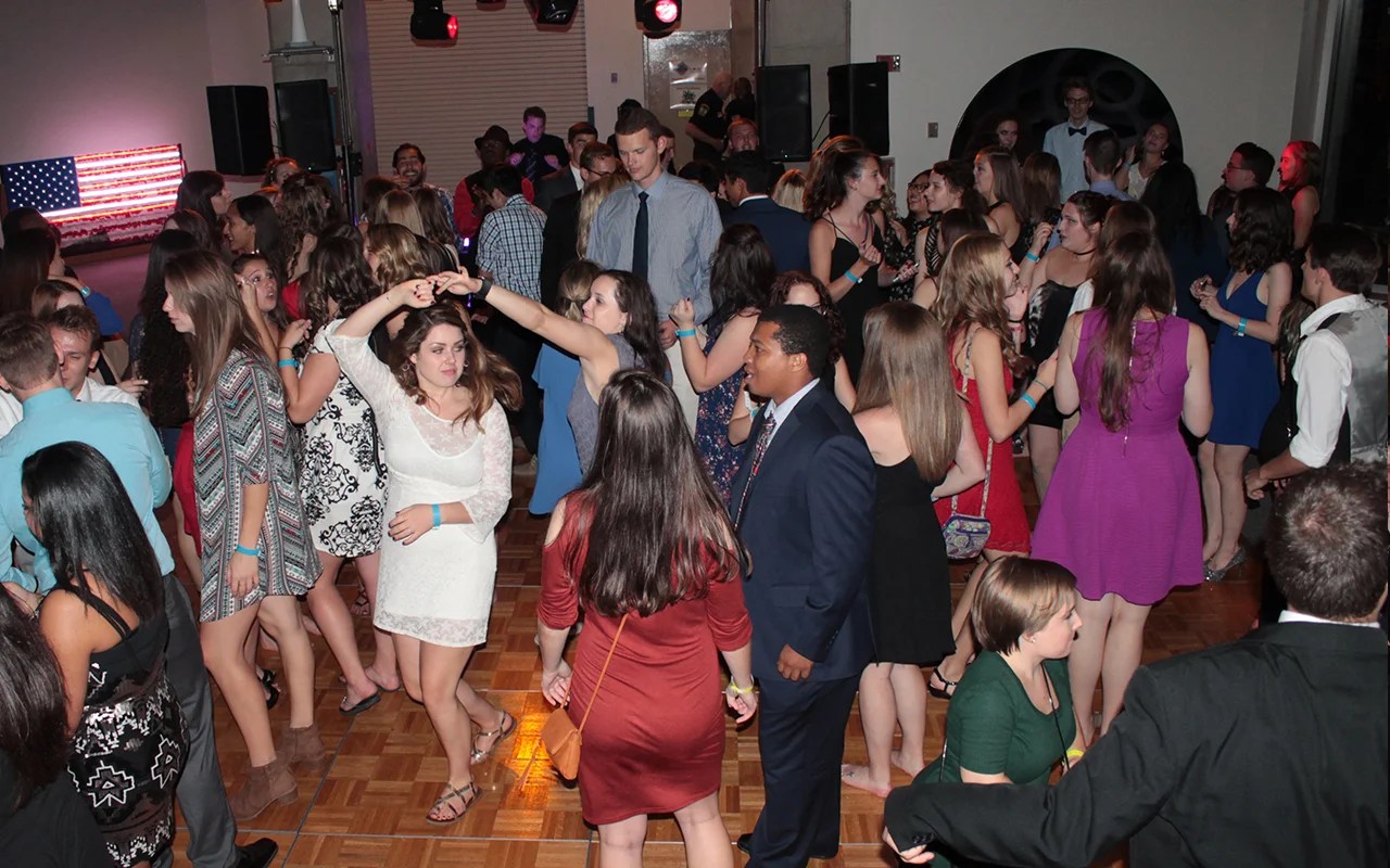 Proms Great Lakes Science Center