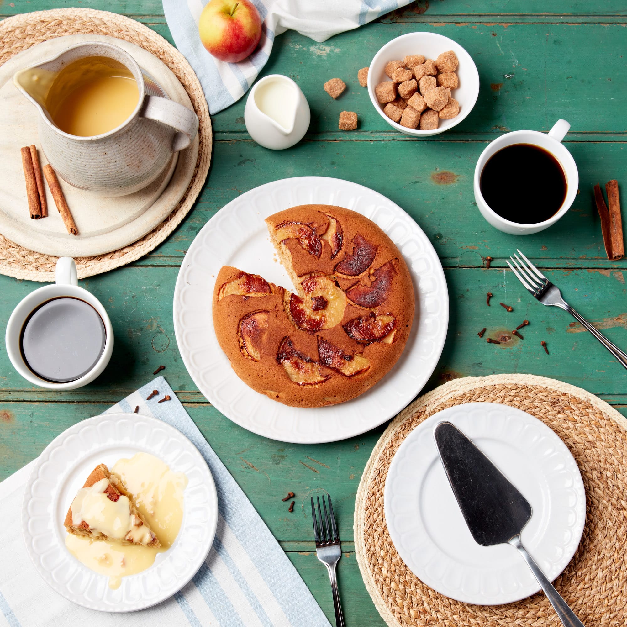Spiced apple cake in a Yum Asia rice cooker GreedyPanda Foodie Blog