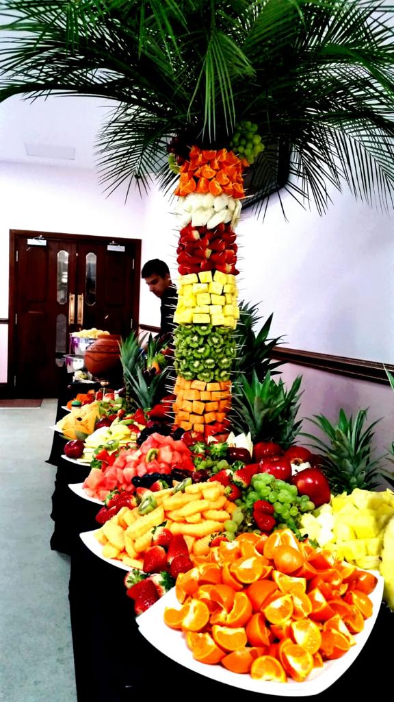 Green Valley FRESH FRUIT DISPLAYS