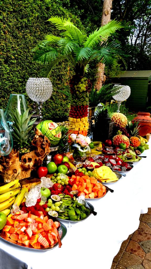 Green Valley FRESH FRUIT DISPLAYS