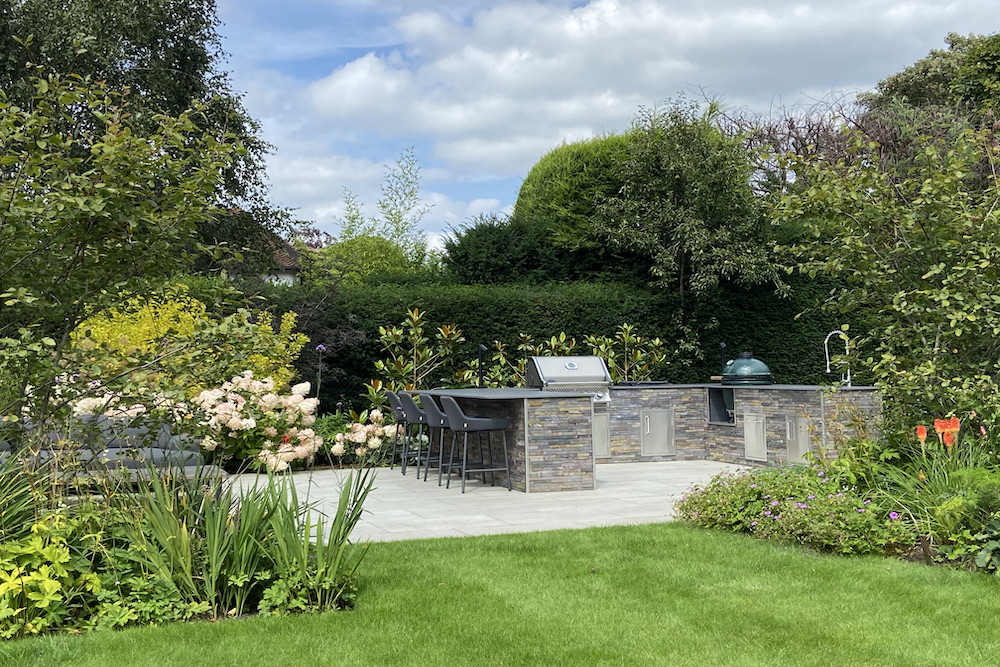 Garden design in Weybridge Surrey hot tub seating outdoor kitchen