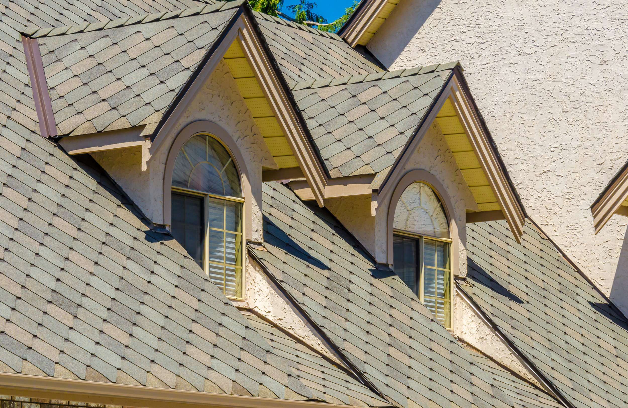What Are Dimensional Shingles? Greenawalt Roofing