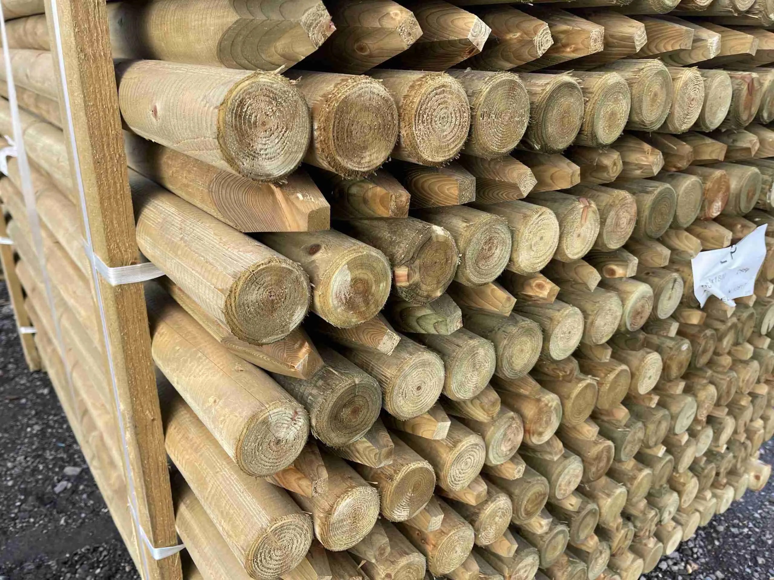 Round Pressure Treated Fencing Stakes Green Barn Timbers Ltd