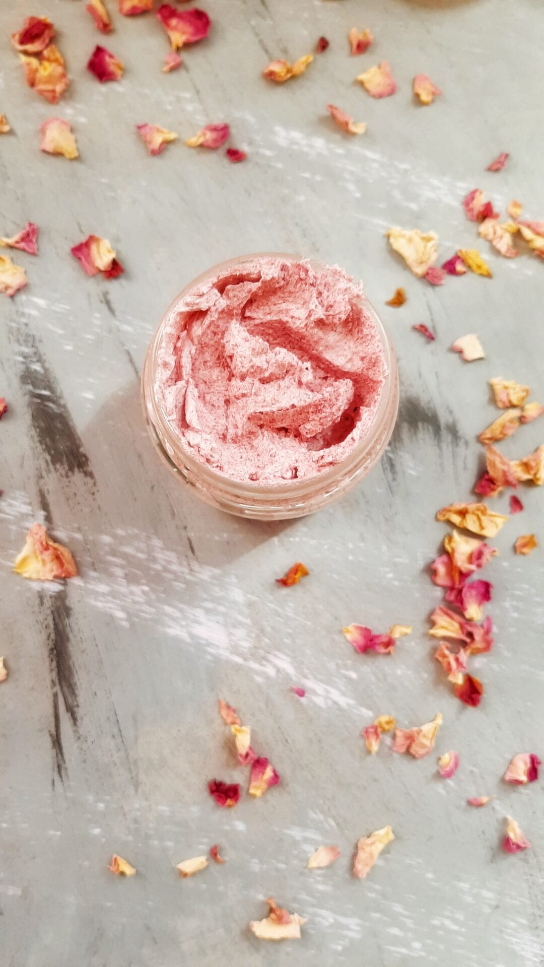 How to Make DIY Face Cream (Includes Ingredients & Recipe