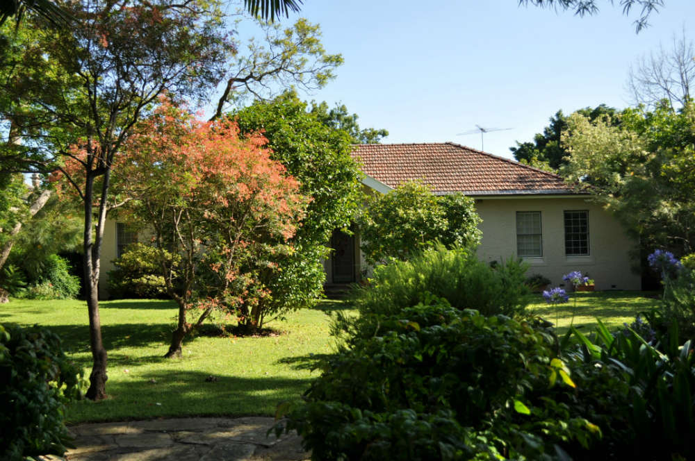 25 Woolwich Road The Heritage of Hunters Hill Green Book