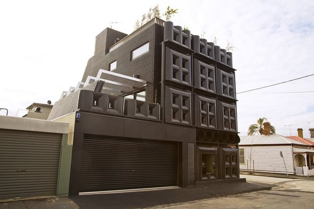 Water Tank House Promotes Sustainability Green Building Elements