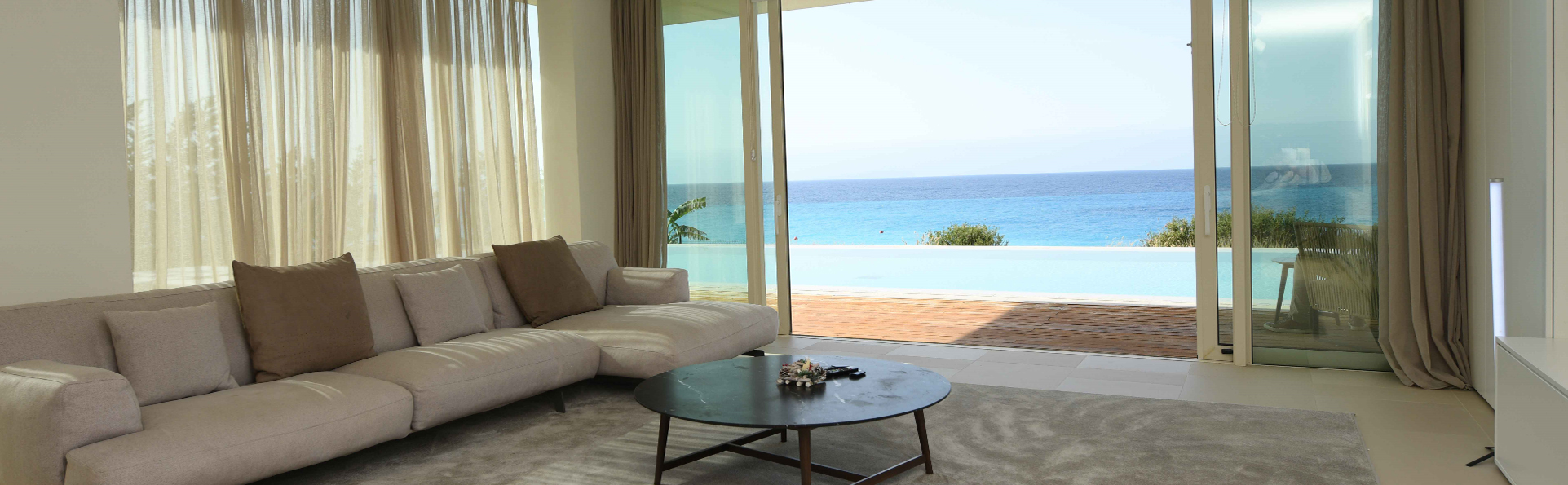 Home Green Coast Resort and Residences