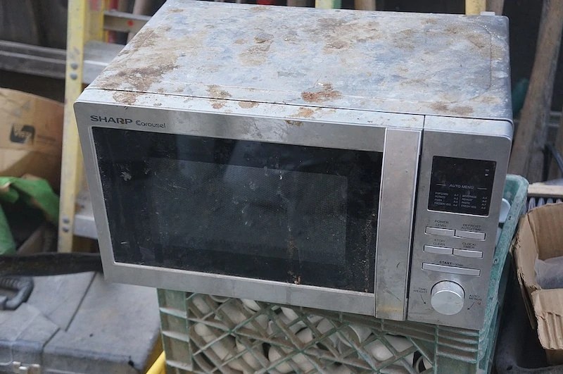 How to Dispose of a Microwave Responsibly Green Coast