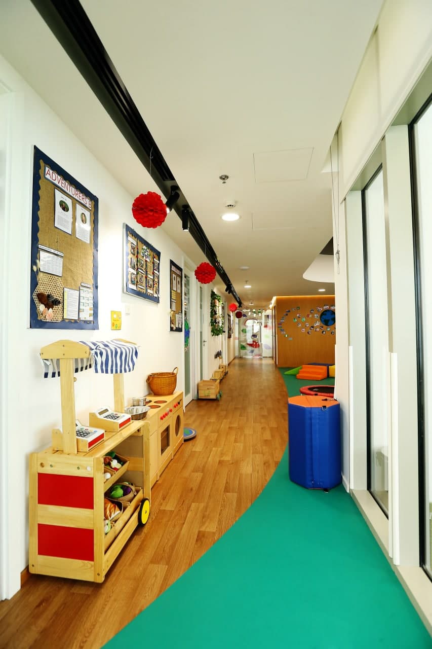 Safari Kid Nursery Green curve