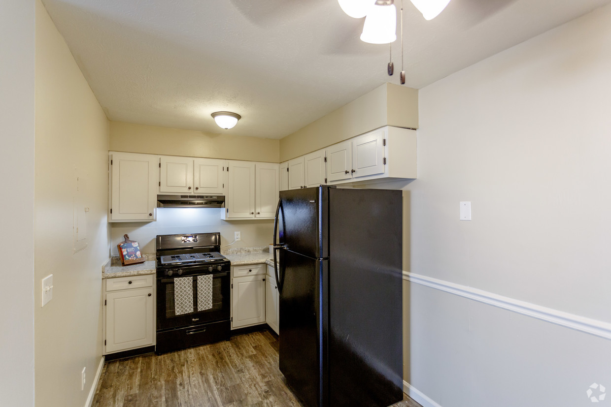 Photos Greenhaven Apartments