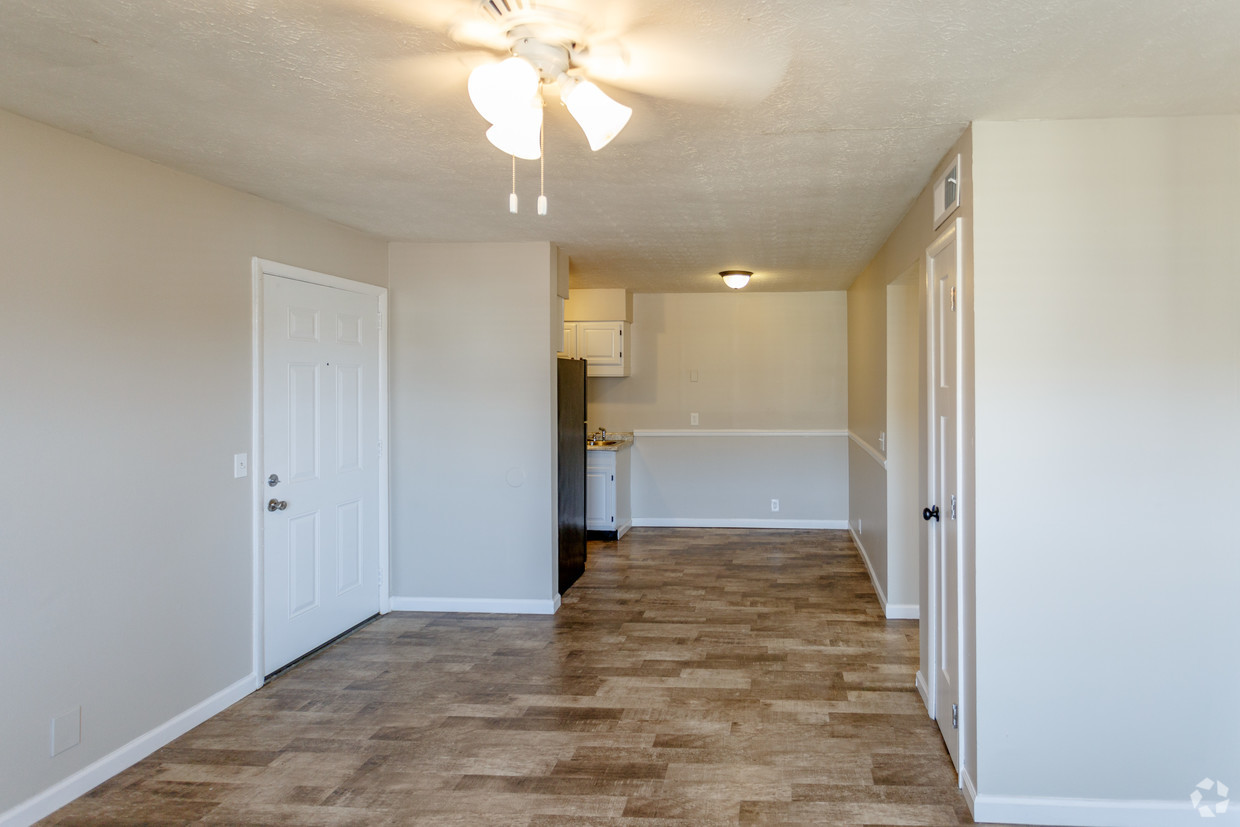 Photos Greenhaven Apartments