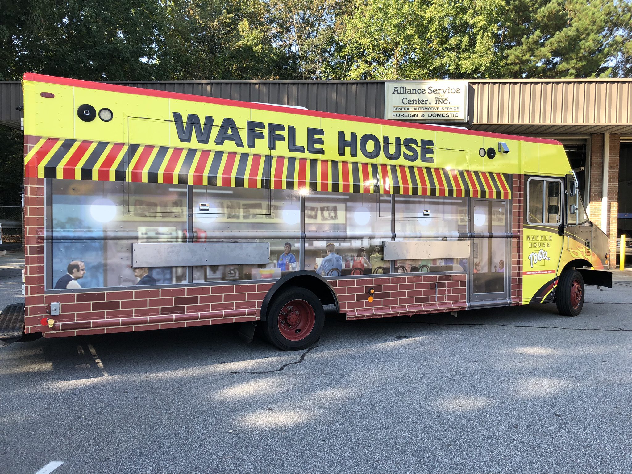 Waffle House Vinyl Wrap on Food Truck Green Light Graphics